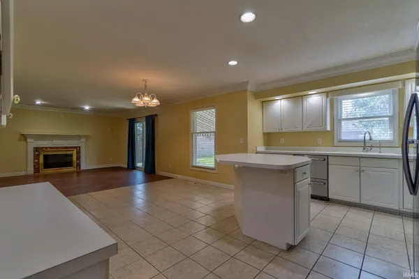 $419,900 | 4433 Foxmoor Drive, Newburgh, IN 47630