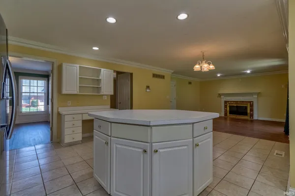 $419,900 | 4433 Foxmoor Drive, Newburgh, IN 47630