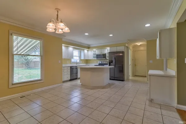 $419,900 | 4433 Foxmoor Drive, Newburgh, IN 47630
