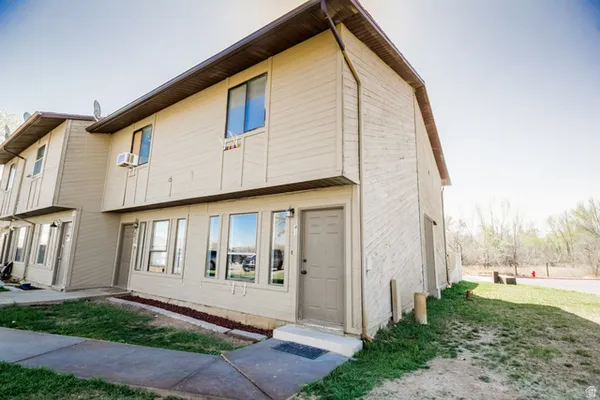 $205,000 | 1200 North 100 West, Unit 43, Vernal, UT 84078