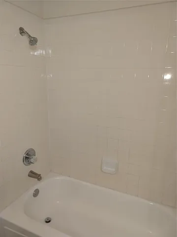 $1,895 | 5704 Congressional Drive, Arlington, TX 76018