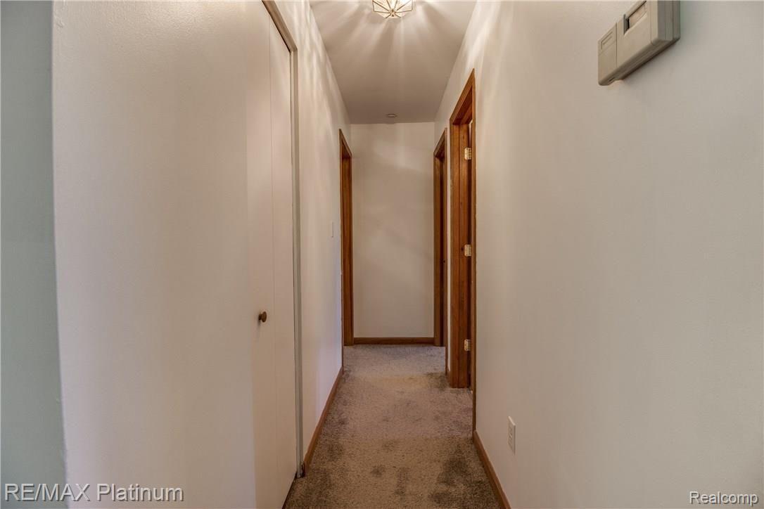 3802 Steinacker Road Howell, MI 48855 - Photo 15 of 34 Interiors 12.jpg
