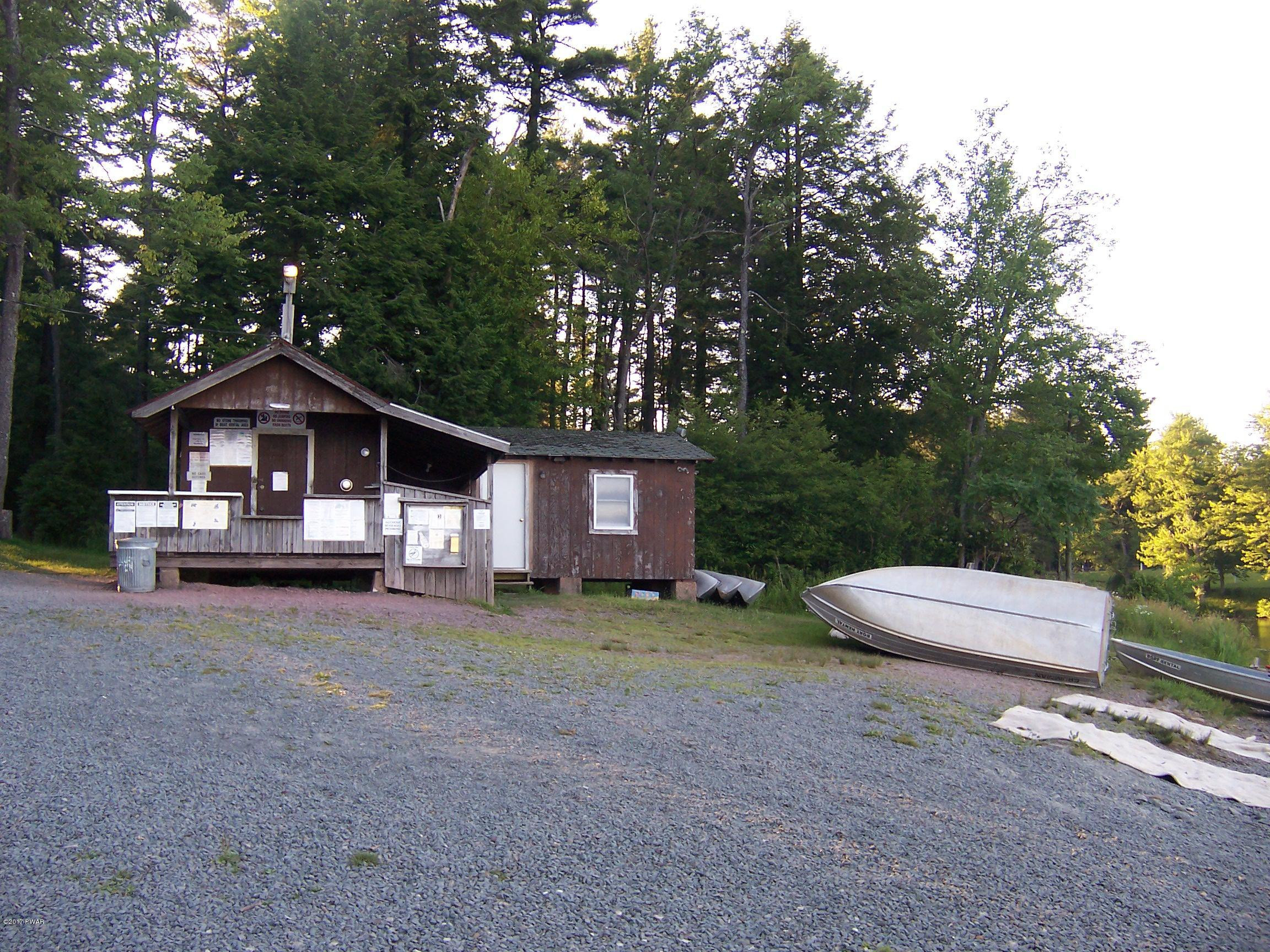 237 Perry Road Greentown, PA 18426 - Photo 18 of 27 Promised Land - Boat Rentals