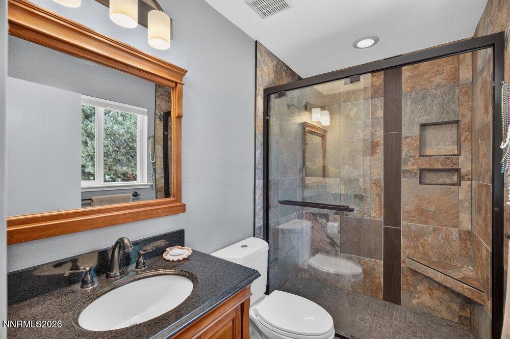 2291 Empire Road Reno, NV 89521 - Photo 20 of 40 masterbath