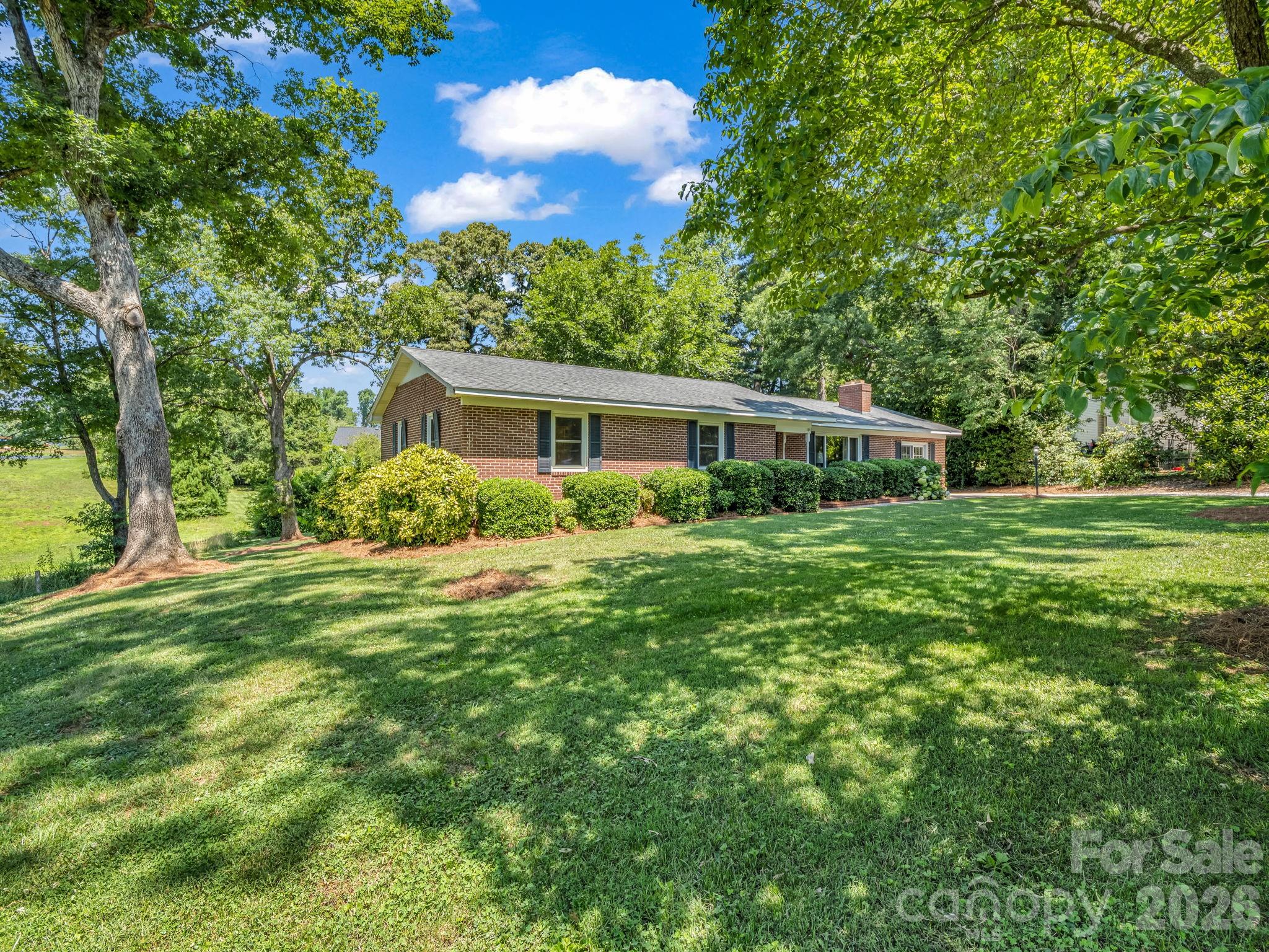 184 Edwards Street Rutherfordton, NC 28139 - Photo 3 of 47