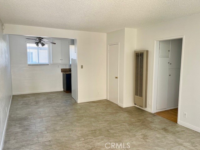 5105 Woodman Avenue, Unit 3 Sherman Oaks, CA 91423 - Photo 5 of 18 a view of an empty room