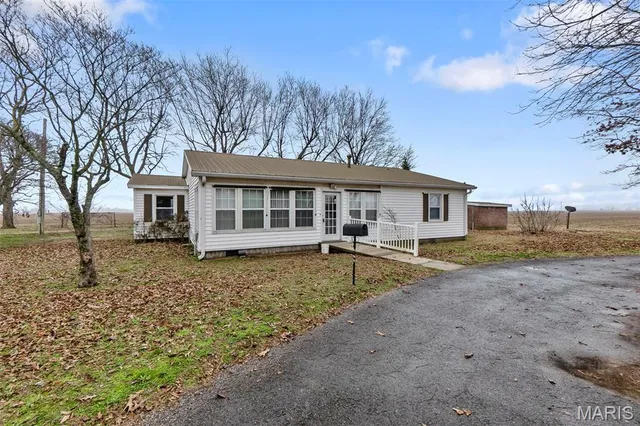 $155,000 | 12398 Highway 412, Senath, MO 63876