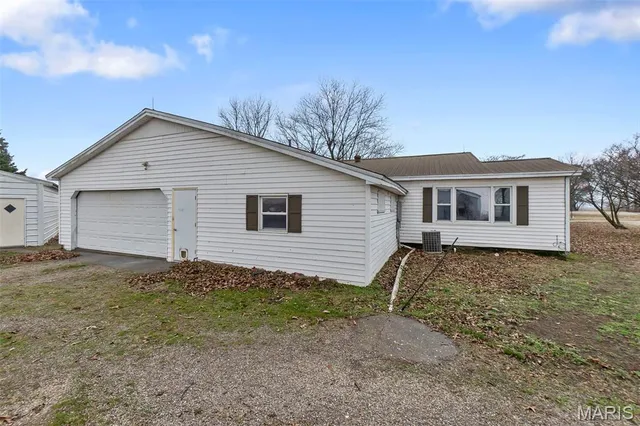 $155,000 | 12398 Highway 412, Senath, MO 63876