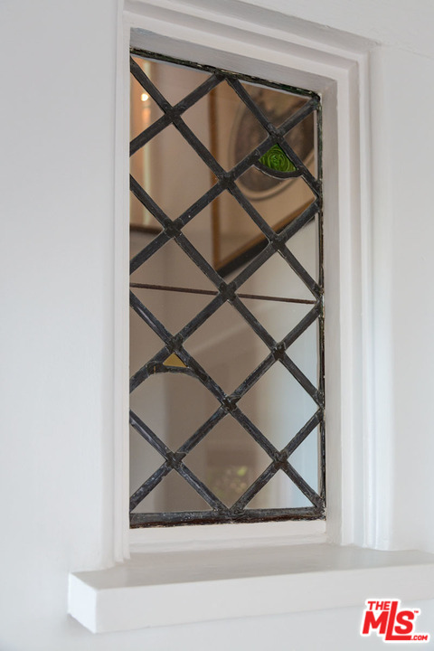 21644 Pacific Coast Highway Malibu, CA 90265 - Photo 41 of 53 a view of entryway