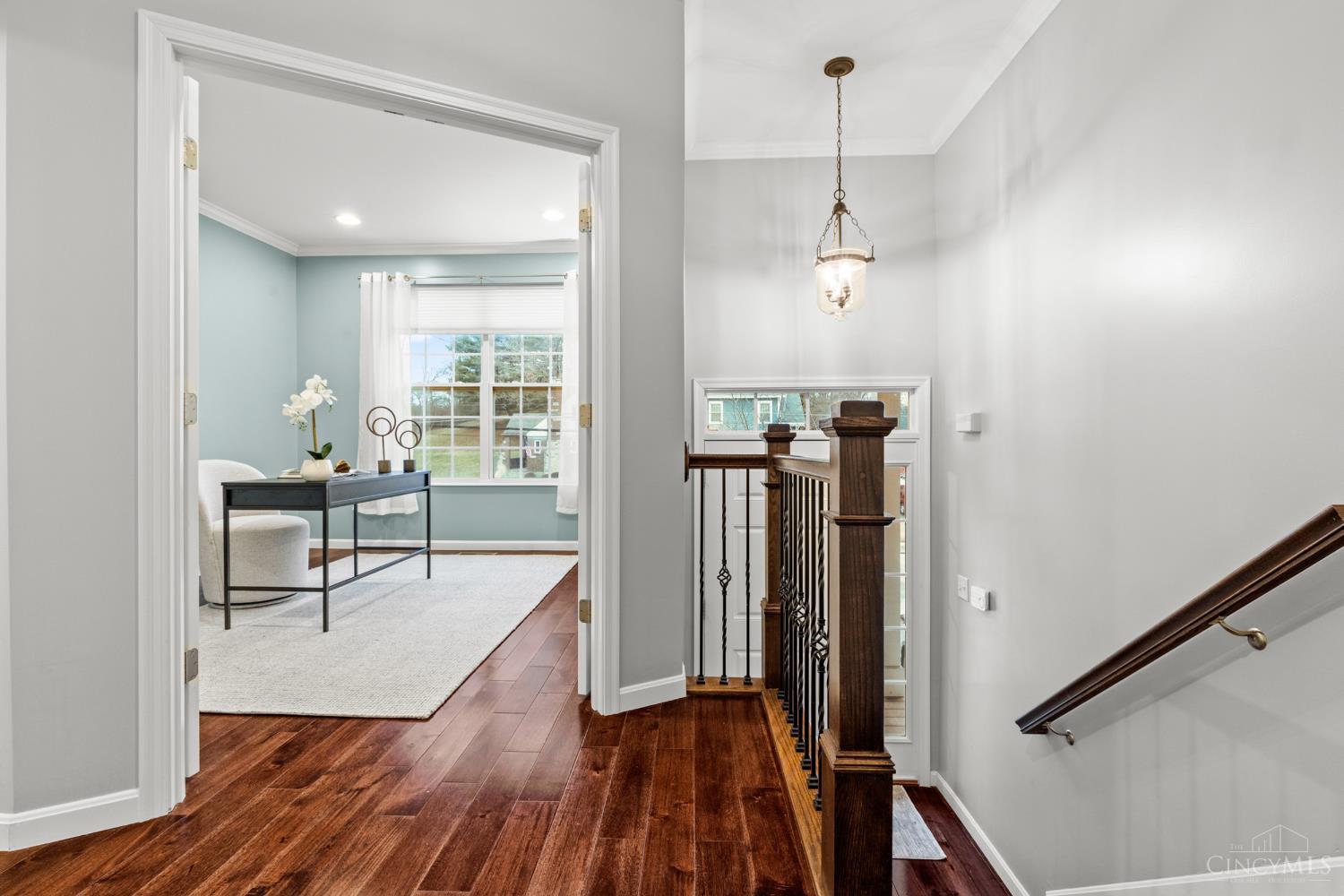 3655 Brotherton Road Cincinnati, OH 45209 - Photo 5 of 52