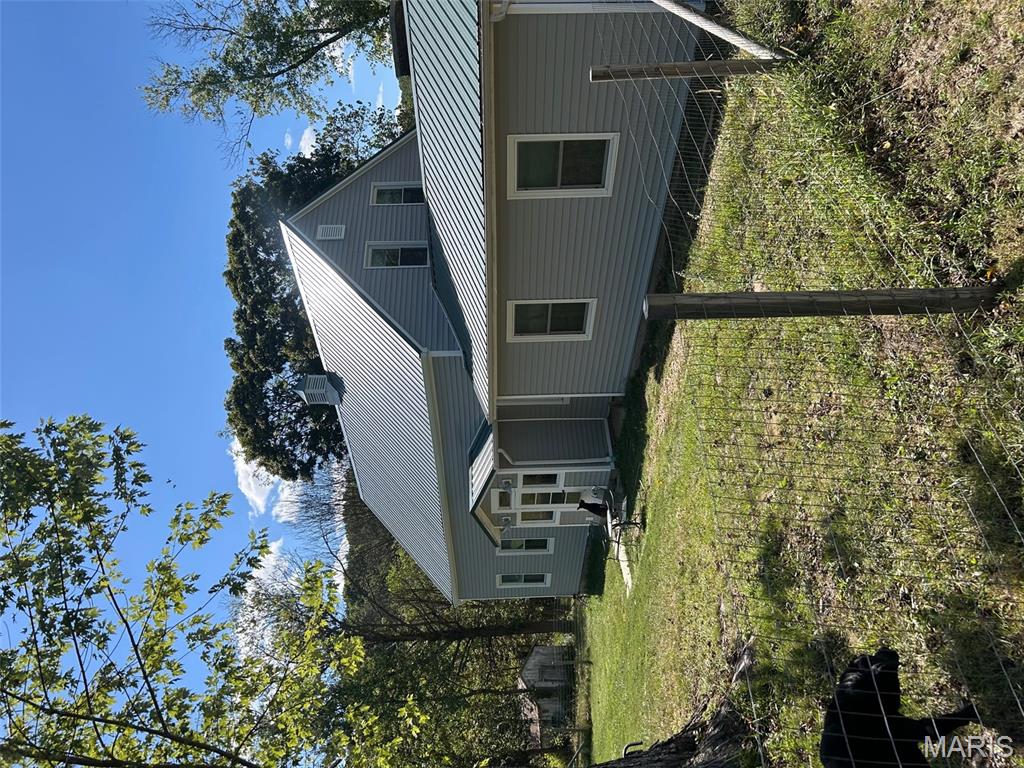 1477 Old Iron Road Hermann, MO 65041 - Photo 3 of 28