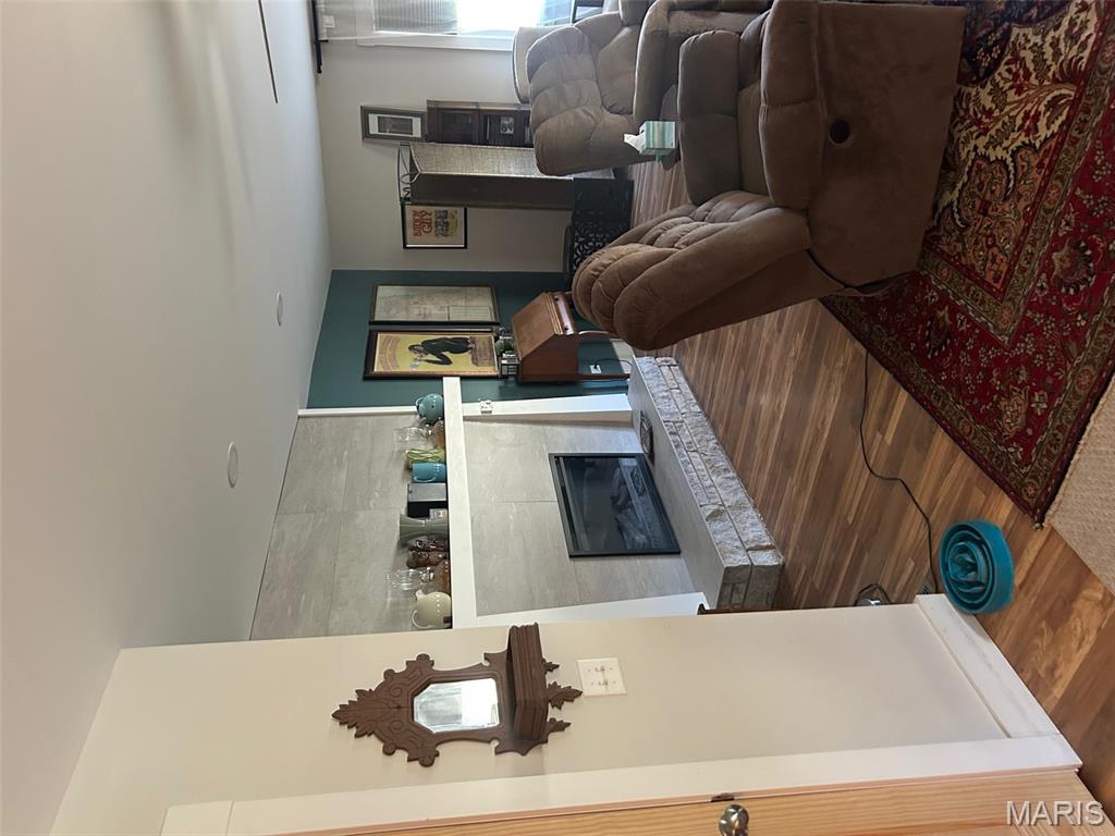 1477 Old Iron Road Hermann, MO 65041 - Photo 9 of 28