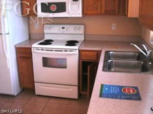 5216 Glenlivet Road Fort Myers, FL 33907 - Photo 3 of 9 Gallery Image 3