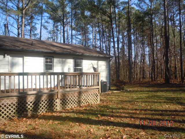 9722 West River Road Aylett, VA 23009 - Photo 2 of 3 Exterior Front