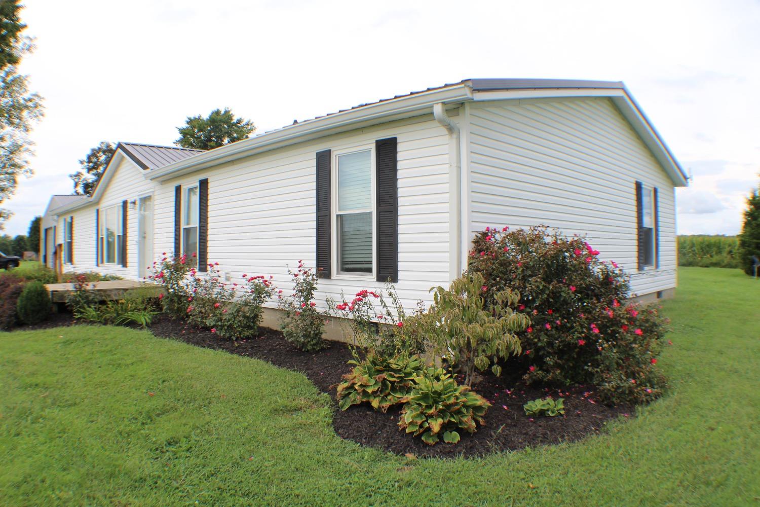 10760 Lake Geneva Road Vevay, IN 47043 - Photo 3 of 29