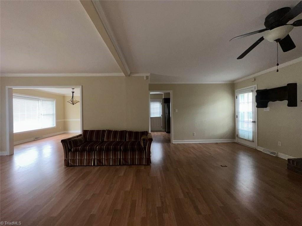 2308 Leeds Avenue High Point, NC 27265 - Photo 9 of 25