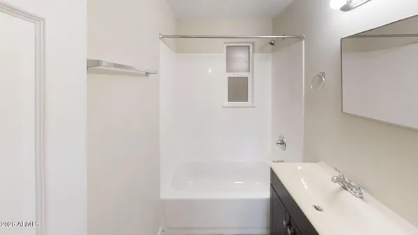 $1,199 | 1119 North 35th Street, Unit 4, Phoenix, AZ 85008