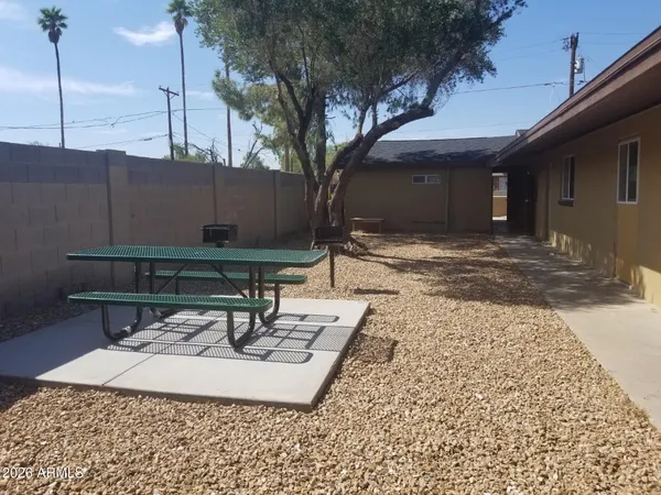 $1,199 | 1119 North 35th Street, Unit 4, Phoenix, AZ 85008