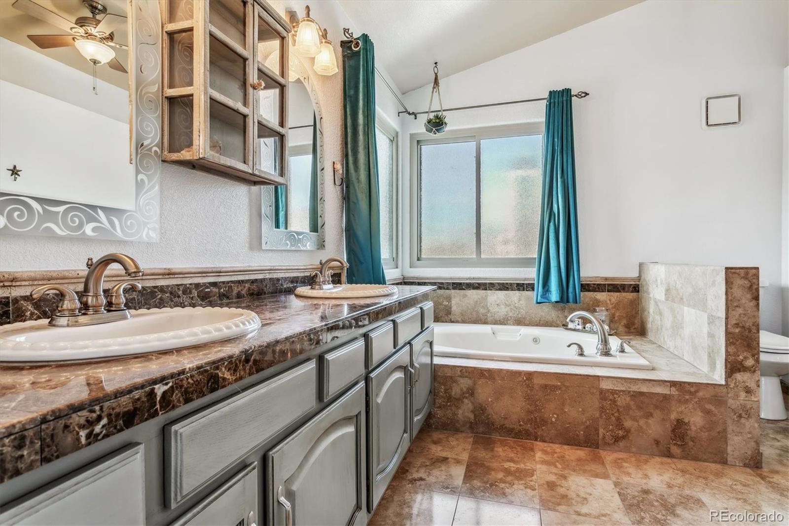 6777 Taft Circle Arvada, CO 80004 - Photo 26 of 48