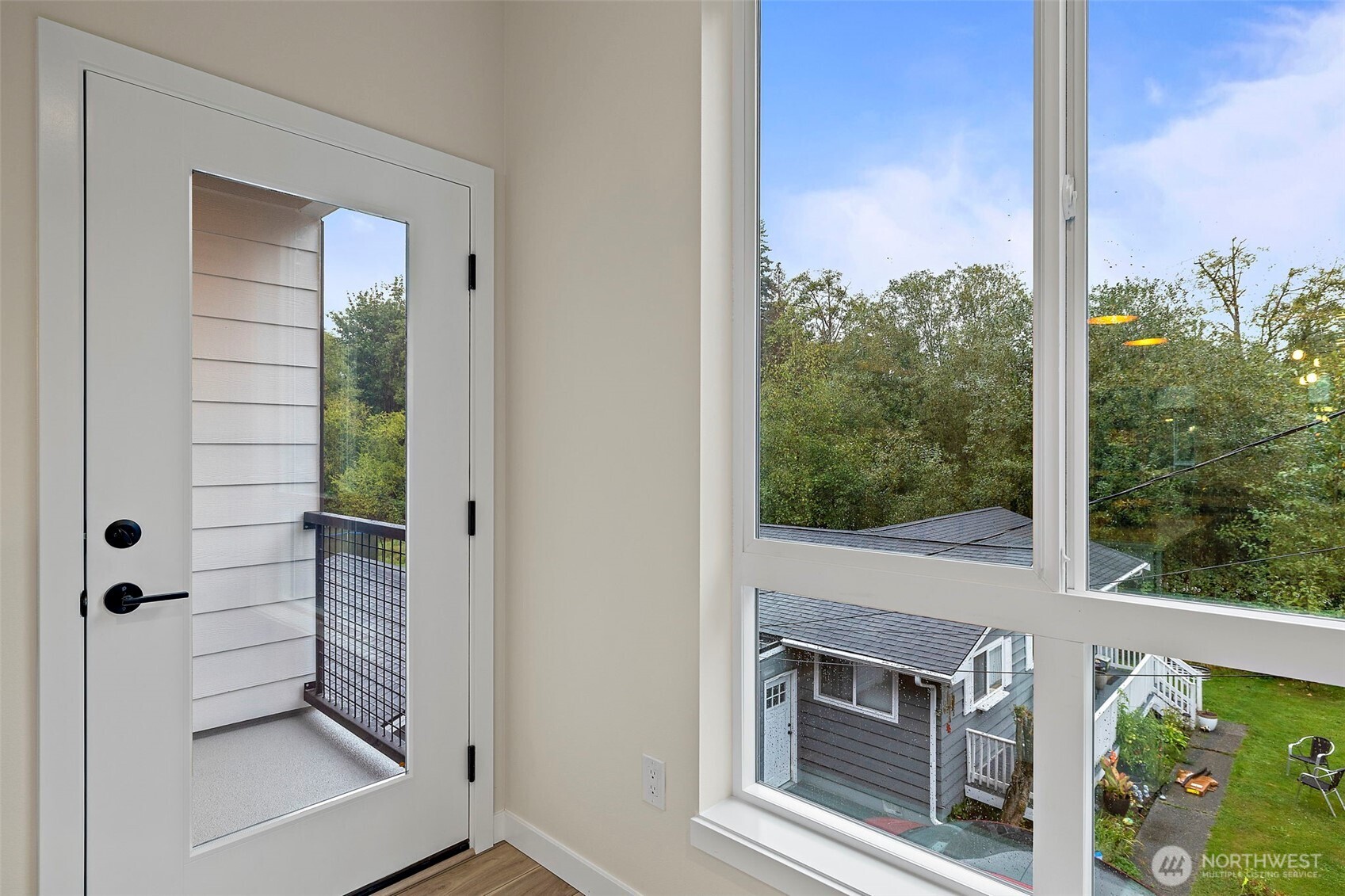 5015 144th Street Southwest, Unit C1 Edmonds, WA 98026 - Photo 16 of 36