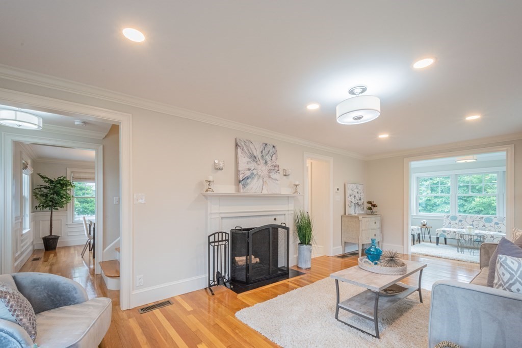 70 Princeton Road Arlington, MA 02474 - Photo 3 of 42 Gallery Image 3