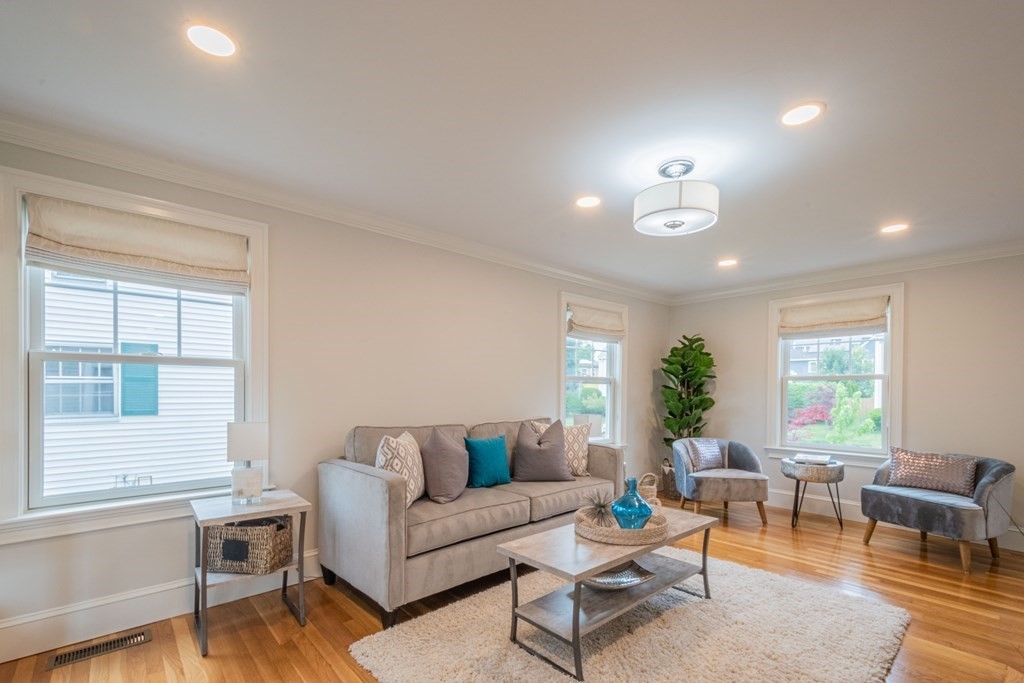 70 Princeton Road Arlington, MA 02474 - Photo 4 of 42 Gallery Image 4