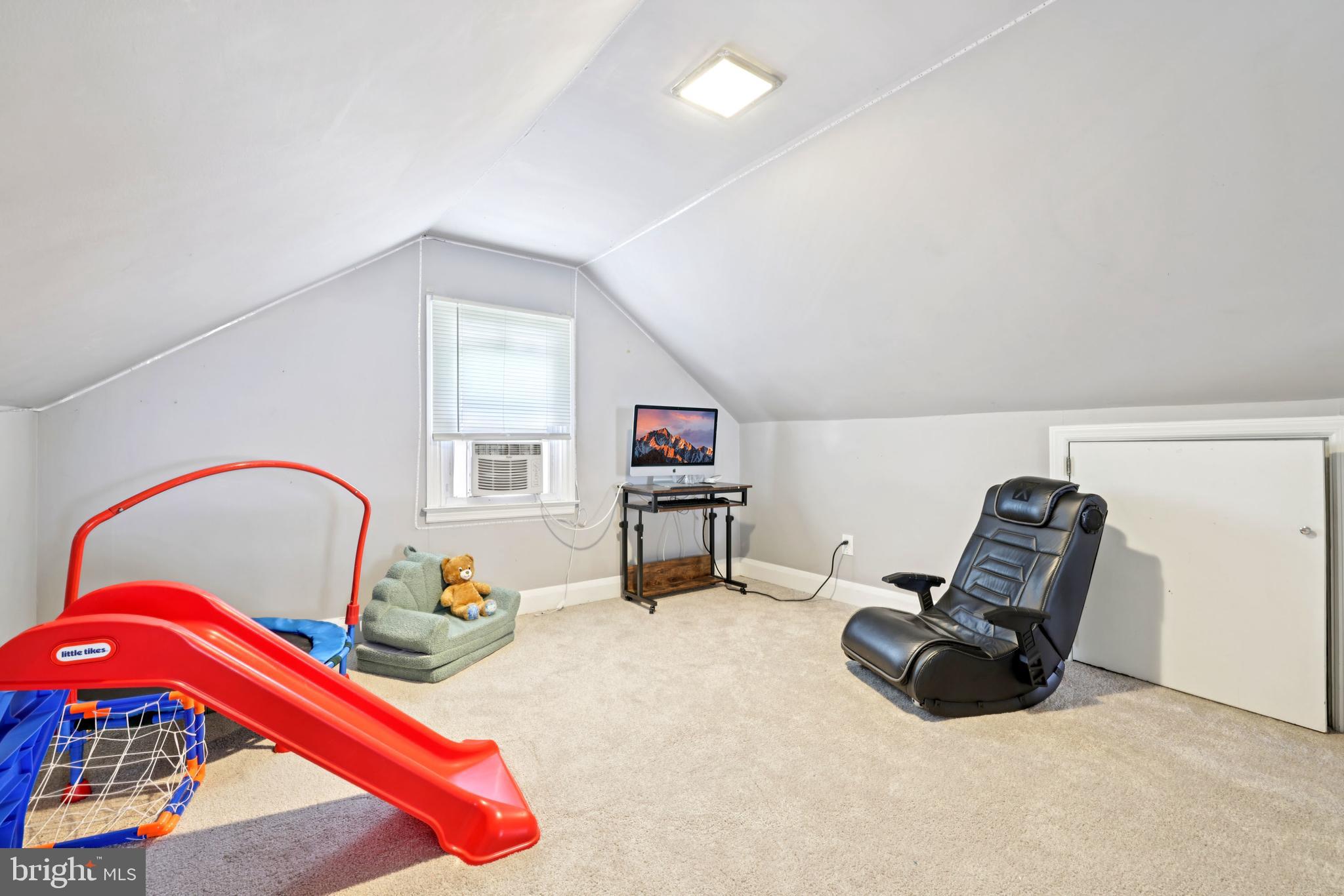 4214 Thorncliff Road Baltimore, MD 21236 - Photo 22 of 40 Attic