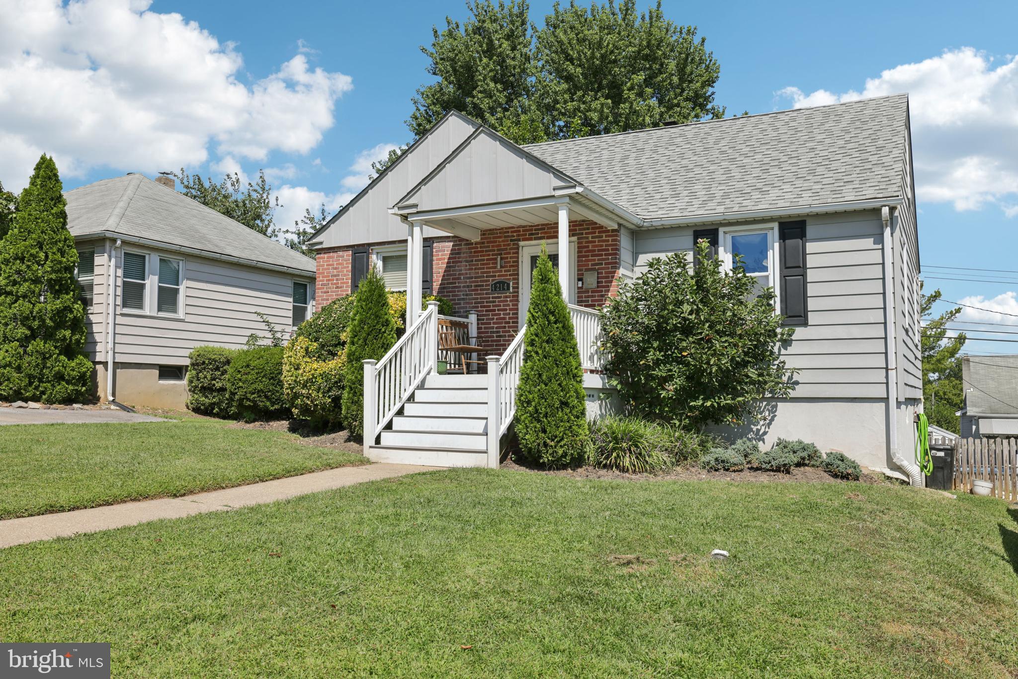 4214 Thorncliff Road Baltimore, MD 21236 - Photo 3 of 40