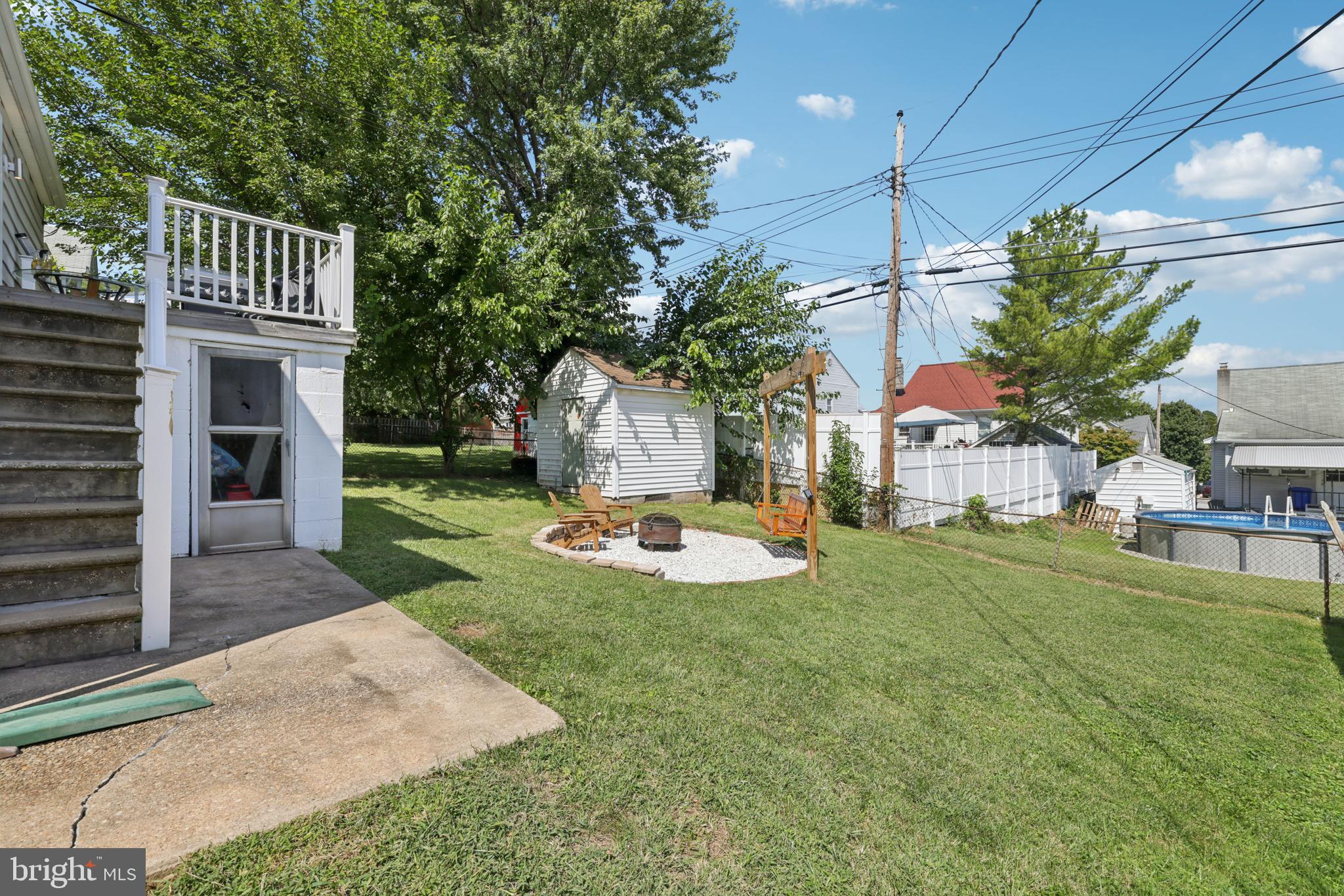 4214 Thorncliff Road Baltimore, MD 21236 - Photo 31 of 40 Backyard