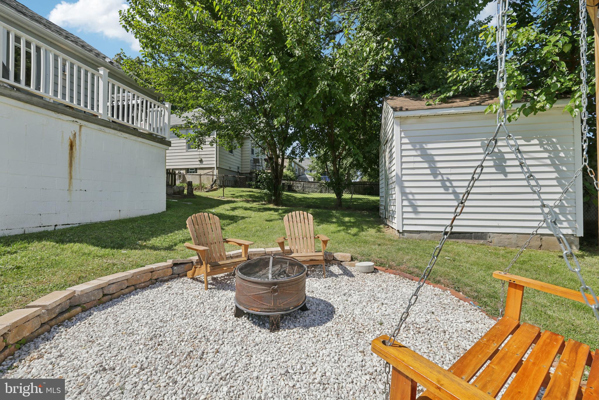 4214 Thorncliff Road Baltimore, MD 21236 - Photo 35 of 40 Firepit