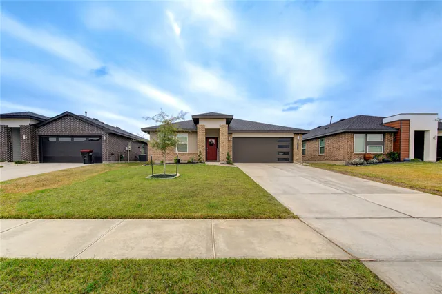 $2,300 | 29522 Cayenne Circle, Katy, TX 77494