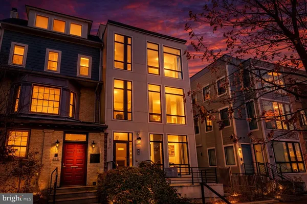 $2,750 | 5309 Connecticut Avenue Northwest, Unit 1, Washington, DC 20015