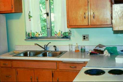 127 Reed Drive Green Tree, PA 15205 - Photo 6 of 8 Gallery Image 6