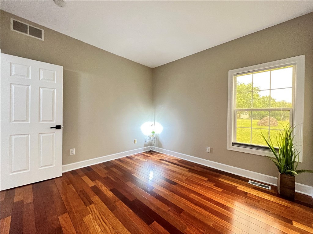 136 New Tudor Road Henrietta, NY 14534 - Photo 29 of 37