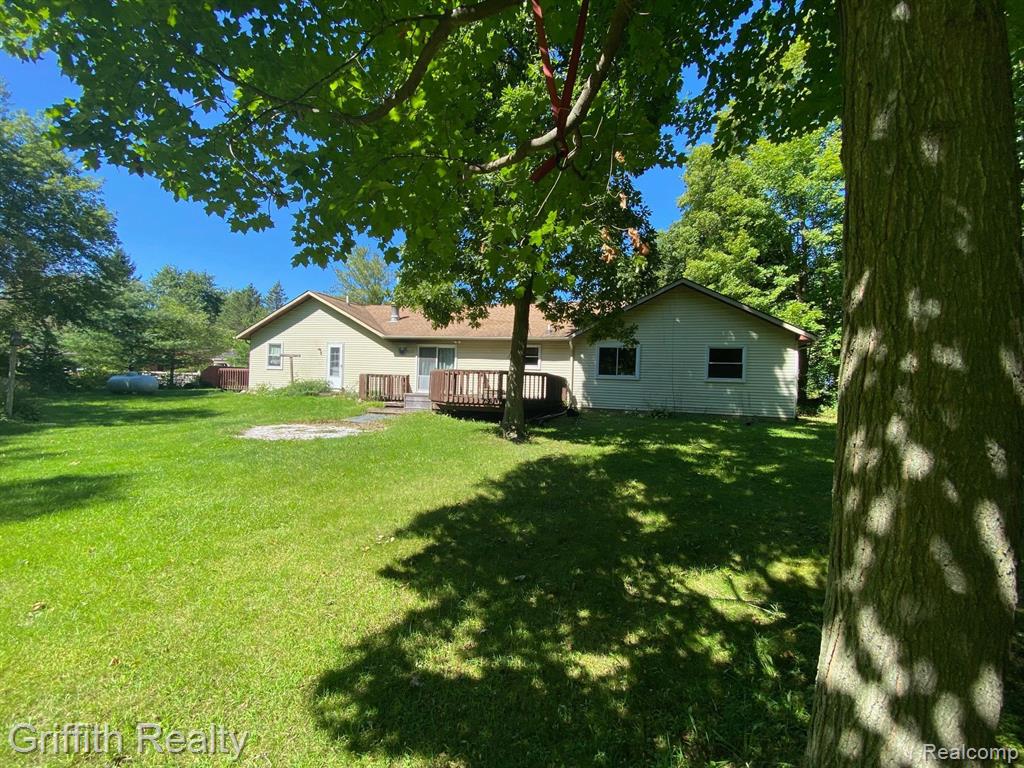 5761 Warner Road Fowlerville, MI 48836 - Photo 8 of 65