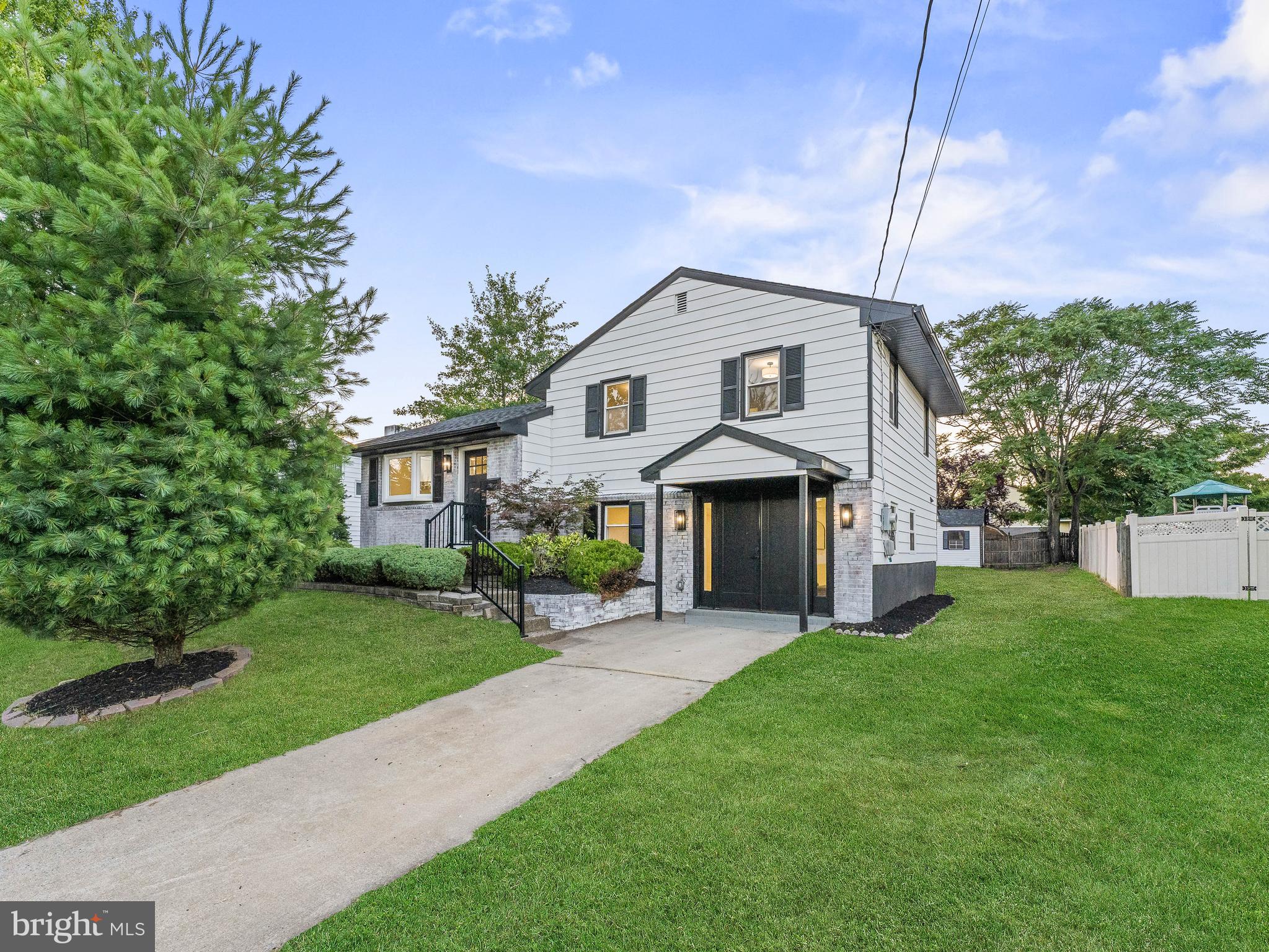664 Andrea Road Runnemede, NJ 08078 - Photo 1 of 38