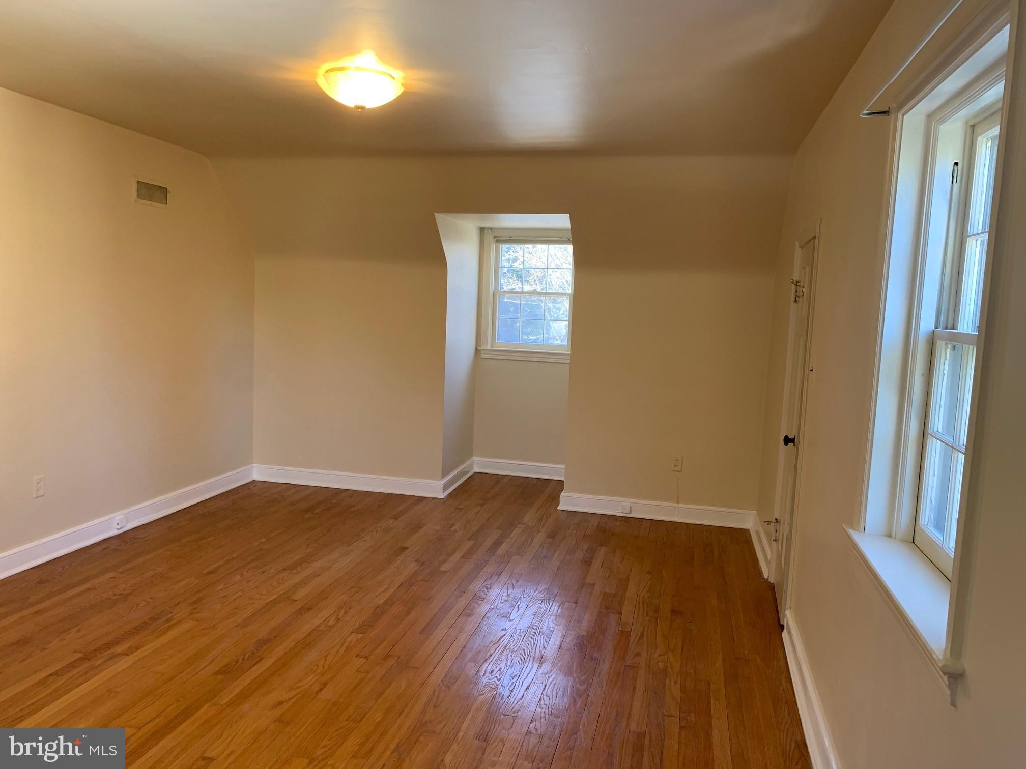 7807 Glenbrook Road Bethesda, MD 20814 - Photo 17 of 25 Primary bedroom with cedar closet