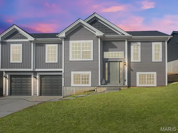 $300,000 | 408 Daniel Court, New Haven, MO 63068