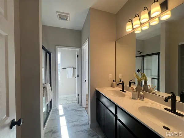 $300,000 | 408 Daniel Court, New Haven, MO 63068