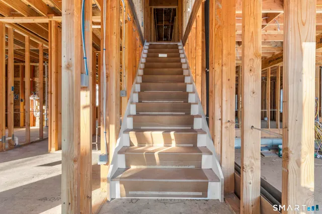 $1,395,000 | 154 B Long Meadow Hill Road, Brookfield, CT 06804