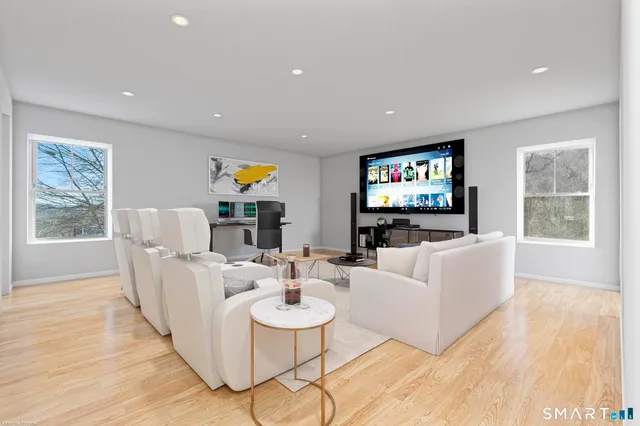 $1,395,000 | 154 B Long Meadow Hill Road, Brookfield, CT 06804