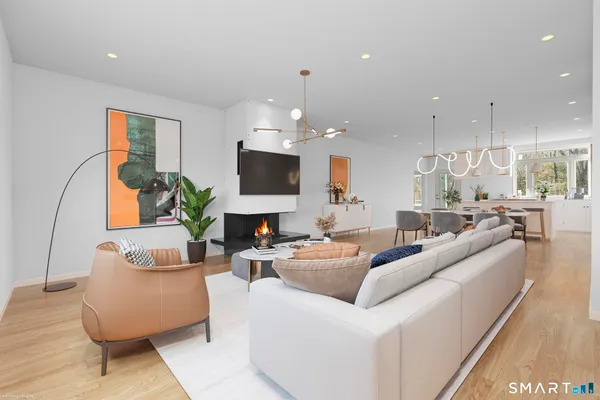 $1,395,000 | 154 B Long Meadow Hill Road, Brookfield, CT 06804