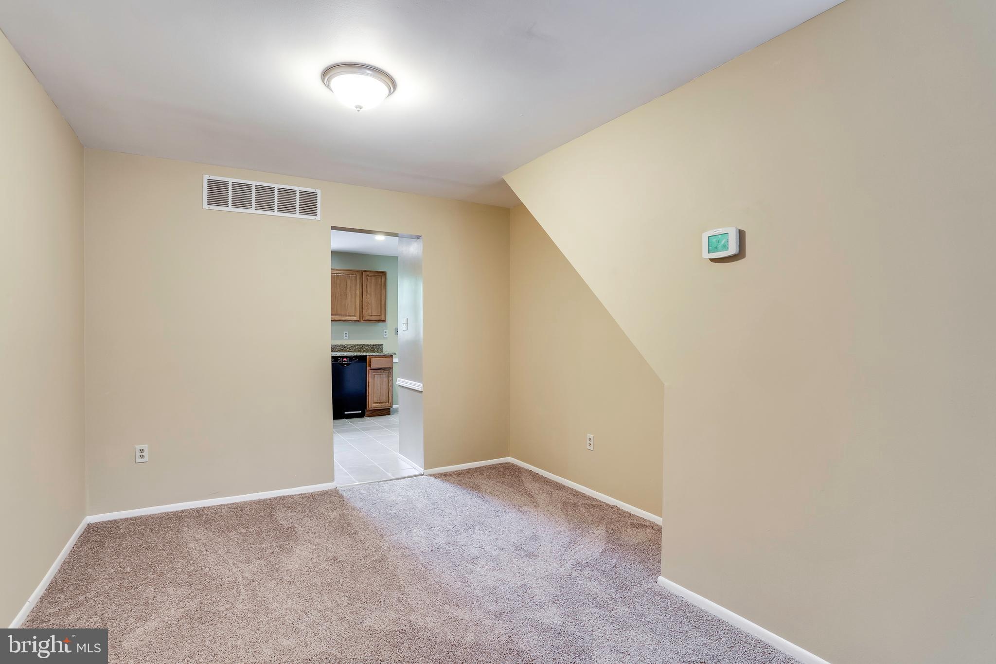 9771 Early Spring Way Columbia, MD 21046 - Photo 9 of 32 Gallery Image 9
