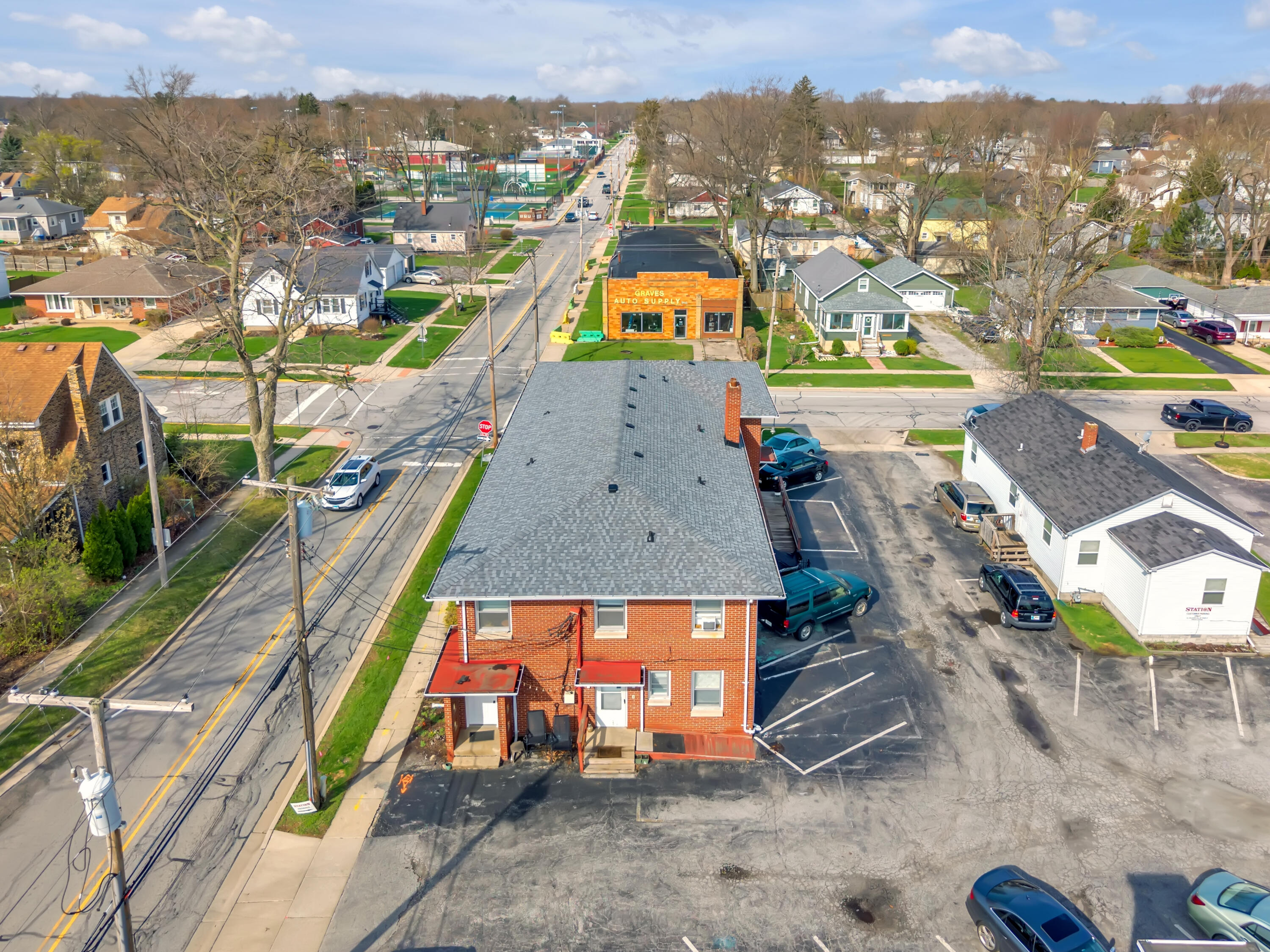 182 West North Street Crown Point, IN 46307 - Photo 1 of 33 3000x2250