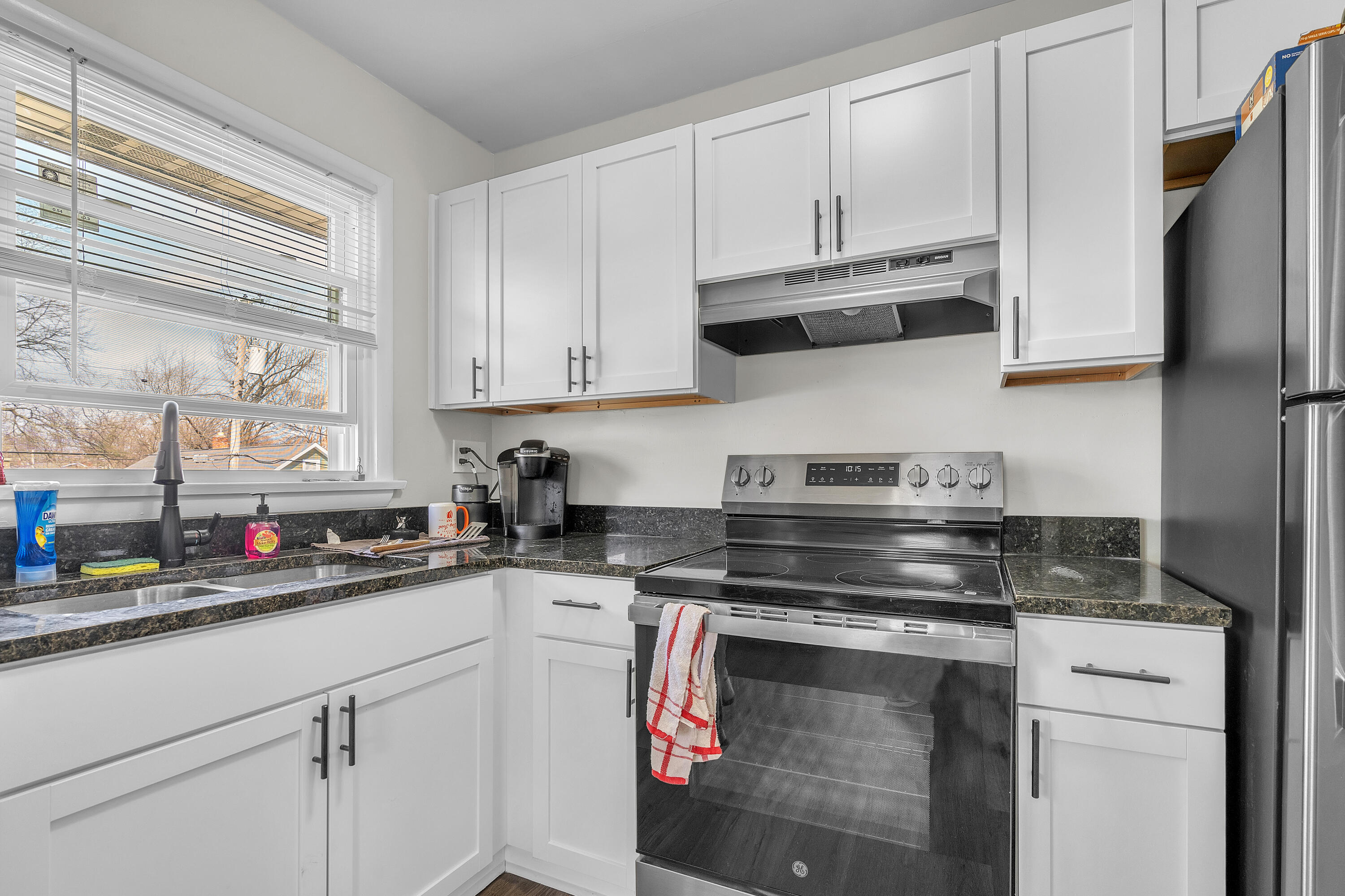 182 West North Street Crown Point, IN 46307 - Photo 15 of 33 3000x1999