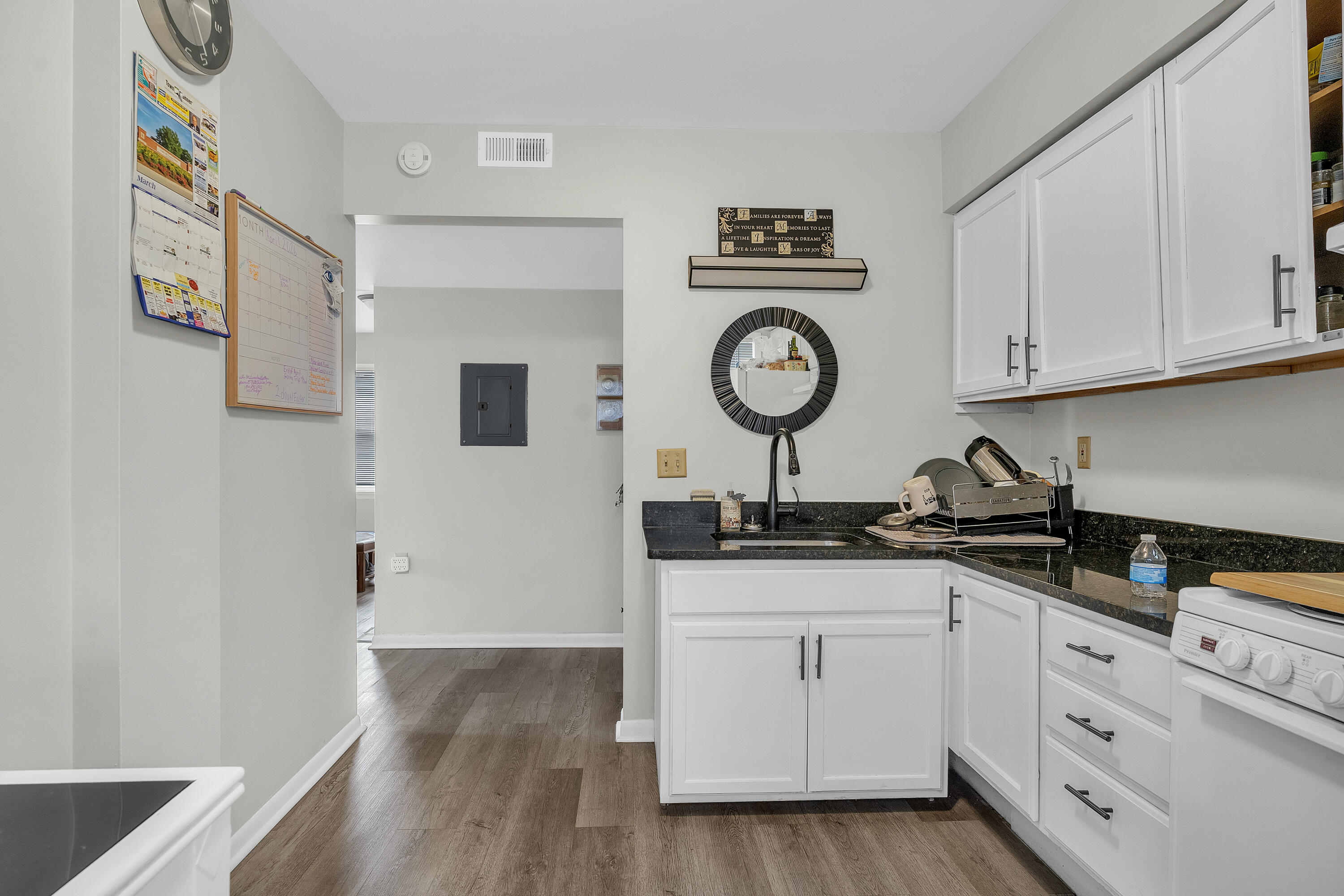 182 West North Street Crown Point, IN 46307 - Photo 29 of 33 3000x2000