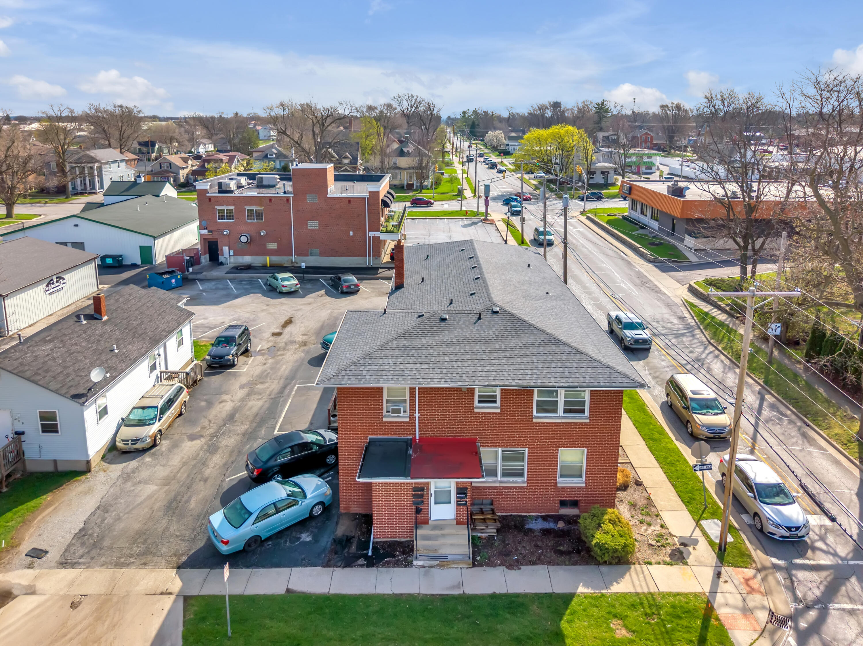 182 West North Street Crown Point, IN 46307 - Photo 5 of 33 3000x2249