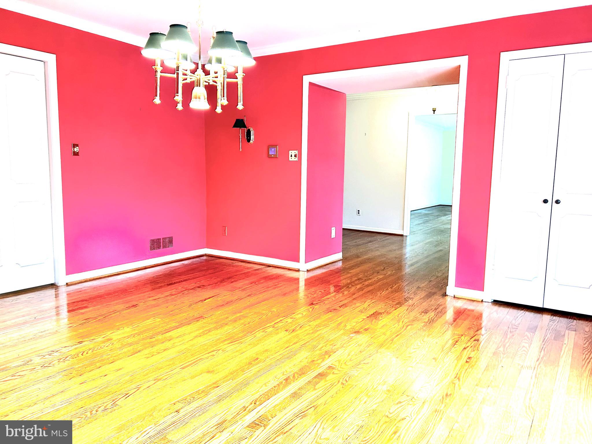 6 Pelham Road Wilmington, DE 19803 - Photo 14 of 41 flows effortlessly into the living room