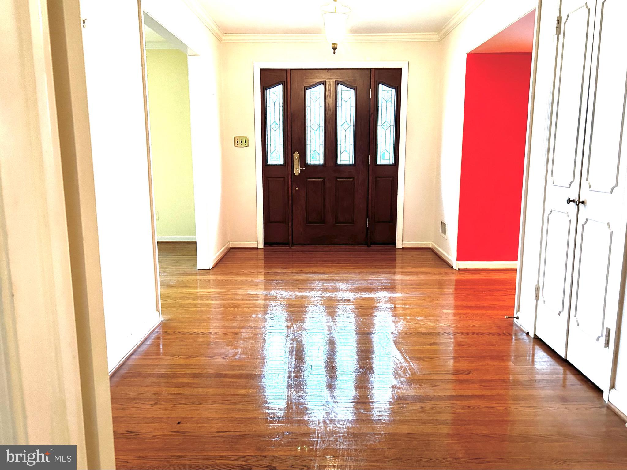 6 Pelham Road Wilmington, DE 19803 - Photo 6 of 41 Enter into the welcoming oversized foyer