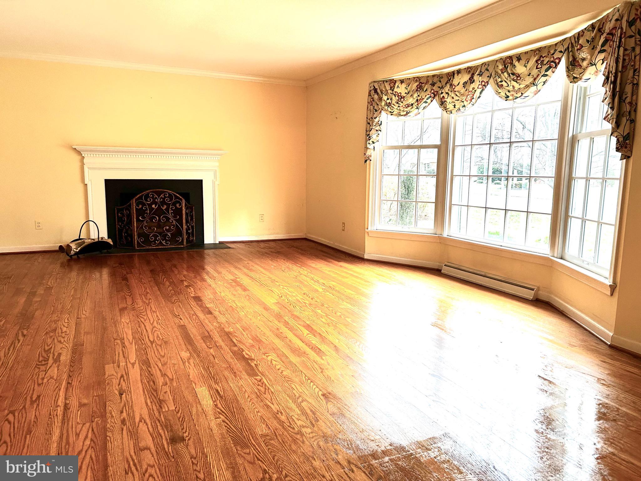 6 Pelham Road Wilmington, DE 19803 - Photo 9 of 41 a wood burning fireplace